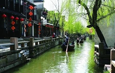 职场中，我们应不应该主动帮助同事？游戏画面